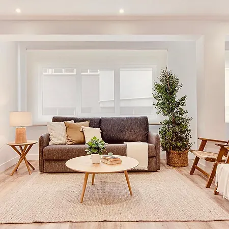 Main Street Deluxe *