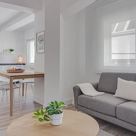 アパート Main Street Deluxe