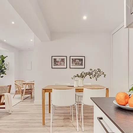 Main Street Deluxe *