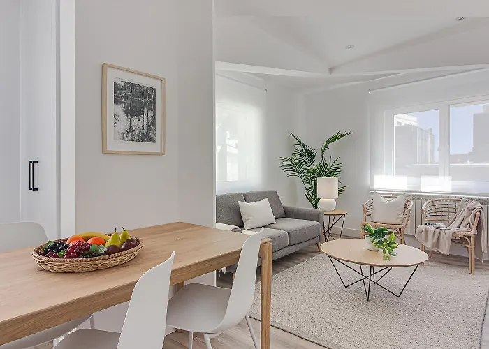 Main Street Deluxe Апартаменты Ла-Корунья